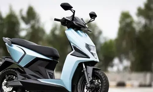 सिंपल एनर्जी वन इलेक्ट्रिक स्कूटर की कीमत, डिलीवरी की तारीख, बुकिंग, स्पेसिफिकेशन सिंपल एनर्जी वन इलेक्ट्रिक स्कूटर की कीमत, डिलीवरी की तारीख, बुकिंग, स्पेसिफिकेशन