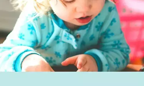 हम इस कंप्यूटर युग में अपने बच्चे का विकास कैसे कर सकते हैं।