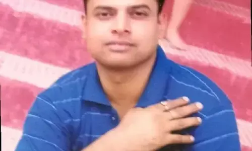 YouTube चैनल फेल होने के कारण पत्रकार संजीव ने की आत्महत्या, सुसाइड नोट लिखा YouTube चैनल फेल होने के कारण पत्रकार संजीव ने की आत्महत्या, सुसाइड नोट लिखा