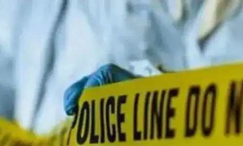 कर्नाटक: मैसूरु में कार की ट्रक से टक्कर में तीन लोगों की मौत