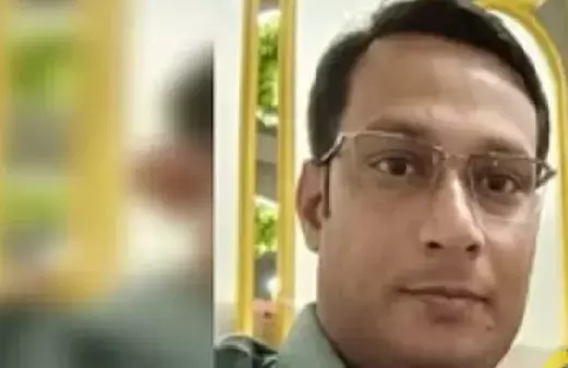 पुलिस लाइन बस्ती में तैनात दरोगा की संदिग्ध हालात में मौत पुलिस लाइन बस्ती में तैनात दरोगा की संदिग्ध हालात में मौत