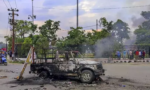 Manipur violence: मणिपुर में ताज़ा हिंसा में कम से कम नौ लोगों की मौत