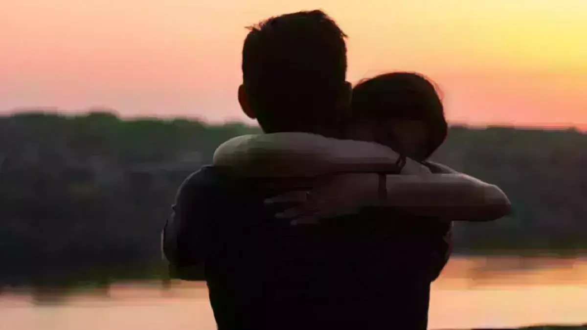 औरैया में राजधानी एक्सप्रेस से कट कर प्रेमी युगल की मौत औरैया में राजधानी एक्सप्रेस से कट कर प्रेमी युगल की मौत