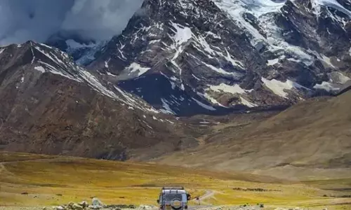 अरुणाचल प्रदेश: खोजें प्राकृतिक सौंदर्य से भरपूर पर्यटन स्थल! अरुणाचल प्रदेश: खोजें प्राकृतिक सौंदर्य से भरपूर पर्यटन स्थल!