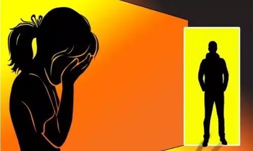 यूपी में सब्जी विक्रेता ने किया 14 वर्षीय लड़की के साथ बलात्कार, आरोपी यूपी में सब्जी विक्रेता ने किया 14 वर्षीय लड़की के साथ बलात्कार, आरोपी