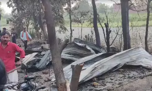 कुशीनगर में एक ही परिवार के छह लोग जिंदा जल गए