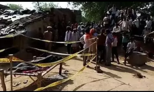 यूपी के बांदा में जमीन विवाद में बेटे और बहू की हत्या यूपी के बांदा में जमीन विवाद में बेटे और बहू की हत्या