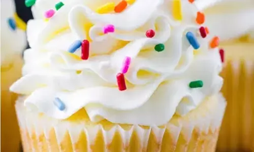 फादर्स डे 2023 रेसिपी: अपने डैड के लिए बनाएं यह खास कप केक