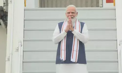 PM Modi US Visit: अमेरिका की राजकीय यात्रा पर रवाना हुए पीएम मोदी, कई बड़ी डील संभव, जानें- दौरे से जुड़ी हर अहम बात PM Modi US Visit: अमेरिका की राजकीय यात्रा पर रवाना हुए पीएम मोदी, कई बड़ी डील संभव, जानें- दौरे से जुड़ी हर अहम बात