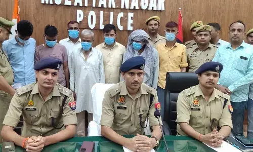 मुजफ्फरनगर पुलिस ने फाइनेंस कंपनी के एजेंट से हुई लूट का किया खुलासा, 2 अभियुक्त गिरफ्तार मुजफ्फरनगर पुलिस ने फाइनेंस कंपनी के एजेंट से हुई लूट का किया खुलासा, 2 अभियुक्त गिरफ्तार