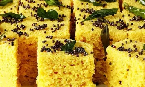 नाश्ते में बनाएं सूजी का यह टेस्टी ढोकला लोग तारीफ करते नहीं थकेंगे नाश्ते में बनाएं सूजी का यह टेस्टी ढोकला लोग तारीफ करते नहीं थकेंगे