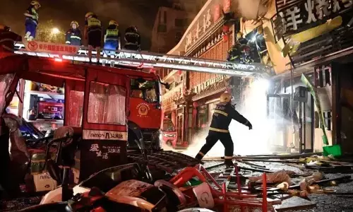 चीन में बड़ा धमाका : यिनचुआन में रेस्टोरेंट में 31 लोगों की मौत, मचा हड़कंप!