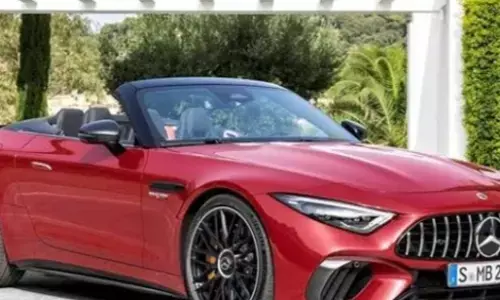 आ गई मर्सिडीज की यह तूफानी कार चंद सेकंड में छू लेगी 0 से 100kmph स्पीड आ गई मर्सिडीज की यह तूफानी कार चंद सेकंड में छू लेगी 0 से 100kmph स्पीड