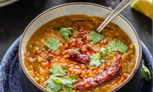 खट्टी मीठी दाल: नियमित दालें खाकर बोर हो गए हैं? तो आज़माएँ इस रेसिपी को खट्टी मीठी दाल: नियमित दालें खाकर बोर हो गए हैं? तो आज़माएँ इस रेसिपी को