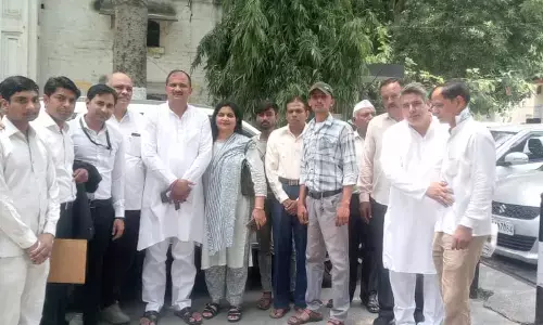 मुज़फ्फ़रनगर : आम आदमी पार्टी के जिला अध्यक्ष अरविन्द बालियान के नेतृत्व में जिलाधिकारी को सौंपा ज्ञापन