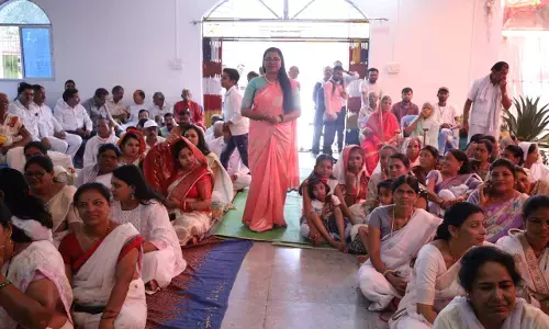 एमपी में डिप्टी कलेक्टर के सर्व धर्म सम्मेलन कार्यक्रम की सरकार ने काटी लाइट, श्रीलंका के न्याय मंत्री समेत 11 देशों के अतिथि भी कार्यक्रम में शामिल एमपी में डिप्टी कलेक्टर के सर्व धर्म सम्मेलन कार्यक्रम की सरकार ने काटी लाइट, श्रीलंका के न्याय मंत्री समेत 11 देशों के अतिथि भी कार्यक्रम में शामिल