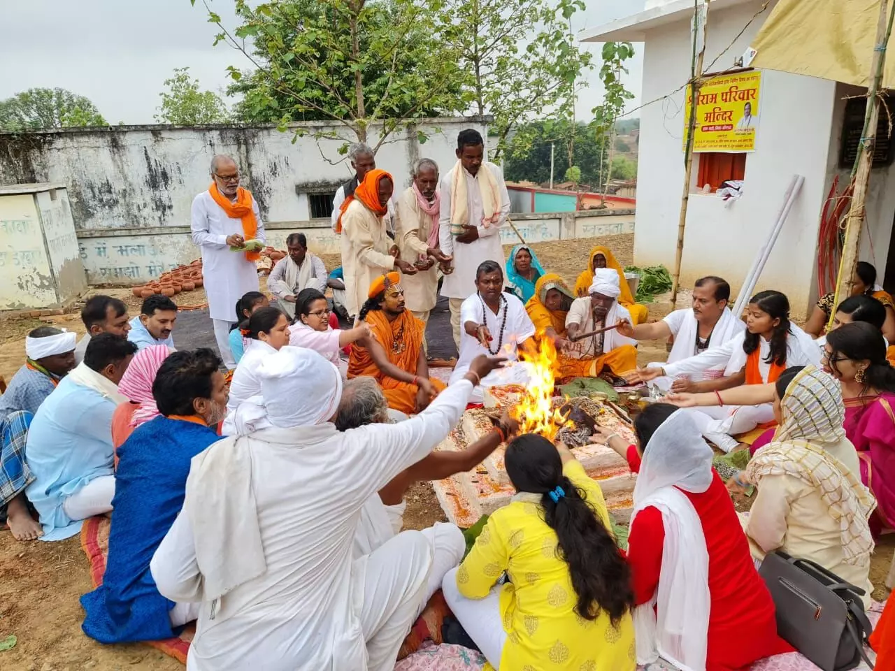 आज से भक्ति का नया अध्याय शुरू, अब राम के साथ तीनो भाइयो की होगी पूजा चारो माताओ के साथ हनुमान जी भी विराजे है