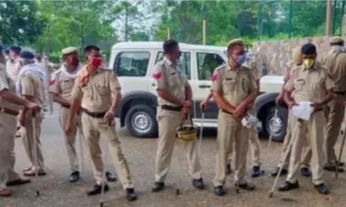 कोटा में एक ही दिन 2 मेडिकल छात्रों की आत्महत्या से मौत, 2 महीने में 9वीं घटना कोटा में एक ही दिन 2 मेडिकल छात्रों की आत्महत्या से मौत, 2 महीने में 9वीं घटना