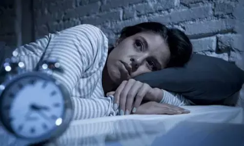 6 खाद्य पदार्थ जो आपको बेहतर नींद में करेंगे मदद