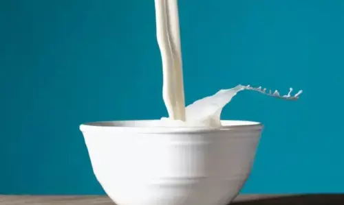 8 कारण क्यों गाय का दूध भैंस के दूध से अधिक स्वास्थ्यवर्धक है