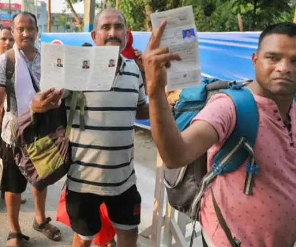 अमरनाथ यात्रा करने वाले तीर्थ यात्रियों के 400 से अधिक लोगों के परमिट पाए गए फर्जी अमरनाथ यात्रा करने वाले तीर्थ यात्रियों के 400 से अधिक लोगों के परमिट पाए गए फर्जी