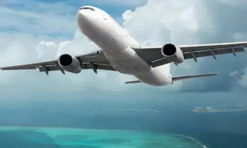 डीजीसीए ने हवाई मार्ग के किराए को किया कम, दिल्ली मुंबई के फेयर में आई 70% की गिरावट डीजीसीए ने हवाई मार्ग के किराए को किया कम, दिल्ली मुंबई के फेयर में आई 70% की गिरावट