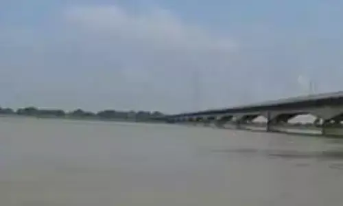 कैंसर से पीड़ित बुजुर्ग किसान नदी में कूदा, लापता कैंसर से पीड़ित बुजुर्ग किसान नदी में कूदा, लापता