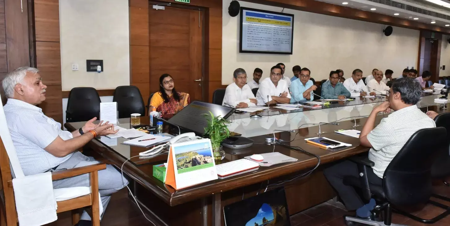 मुख्य सचिव की अध्यक्षता में उच्च स्तरीय समिति की बैठक आयोजित,नगर विकास, लो.नि.वि. 1-1, चिकित्सा शिक्षा 2 , पर्यटन विभाग के 3 प्रस्तावों को मिली मंजूरी मुख्य सचिव की अध्यक्षता में उच्च स्तरीय समिति की बैठक आयोजित,नगर विकास, लो.नि.वि. 1-1, चिकित्सा शिक्षा 2 , पर्यटन विभाग के 3 प्रस्तावों को मिली मंजूरी