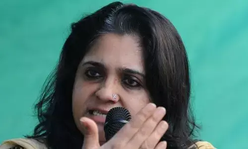 सुप्रीम कोर्ट ने एक्टिविस्ट तीस्ता सीतलवाड को गिरफ्तारी से अंतरिम राहत 19 जुलाई तक बढ़ाई सुप्रीम कोर्ट ने एक्टिविस्ट तीस्ता सीतलवाड को गिरफ्तारी से अंतरिम राहत 19 जुलाई तक बढ़ाई