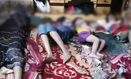 नरसंहार से दहला जौनपुर : एक घर में में मिली 5 लाशें, युवक ने पत्नी और 3 बच्चों को मारकर खुद की आत्महत्या!