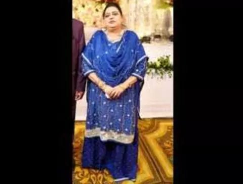 लखनऊ में लुटेरों ने महिला का गला घोट, लूट लिया सारा घर लखनऊ में लुटेरों ने महिला का गला घोट, लूट लिया सारा घर