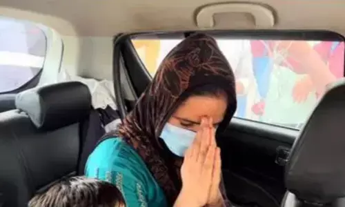 नोएडा: पाक महिला के पति ने अपने बच्चों को वापस पाने के लिए सरकार से मांगी मदद नोएडा: पाक महिला के पति ने अपने बच्चों को वापस पाने के लिए सरकार से मांगी मदद