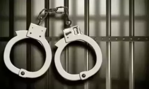 चंडीगढ़: 60 वर्षीय महिला से बलात्कार के आरोप में पकड़ा गया ऑटो चालक चंडीगढ़: 60 वर्षीय महिला से बलात्कार के आरोप में पकड़ा गया ऑटो चालक