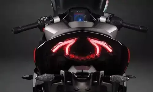 बीएमडब्ल्यू टीवीएस अपाचे आरआर 310 ने बाजार में मचा दी धूम! ले इसका भरपूर आनंद बीएमडब्ल्यू टीवीएस अपाचे आरआर 310 ने बाजार में मचा दी धूम! ले इसका भरपूर आनंद