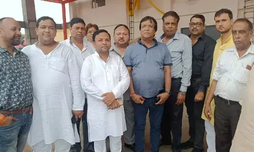 गाजियाबाद में बरसात के चलते धीरेंद्र कृष्ण शास्त्री का कार्यक्रम रद्द गाजियाबाद में बरसात के चलते धीरेंद्र कृष्ण शास्त्री का कार्यक्रम रद्द