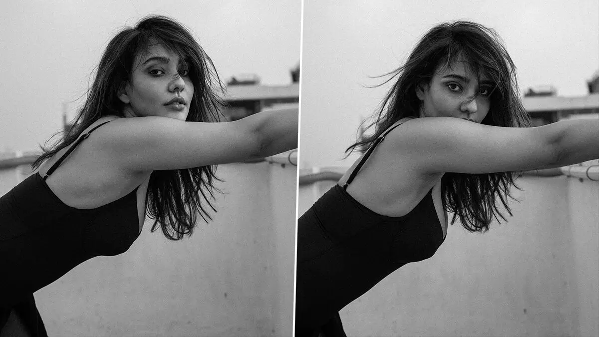 Neha Sharma Sexy Photos: Neha Sharma ने Sexy बॉडीकॉन में बिखेरा जलवा, हॉटनेस देख यूजर्स के उड़े होश Neha Sharma Sexy Photos: Neha Sharma ने Sexy बॉडीकॉन में बिखेरा जलवा, हॉटनेस देख यूजर्स के उड़े होश