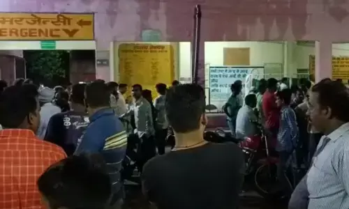 बिजली के करंट की चपेट में आई बहू, बचाने पहुंचे ससुर, दोनों की हुई मौत बिजली के करंट की चपेट में आई बहू, बचाने पहुंचे ससुर, दोनों की हुई मौत