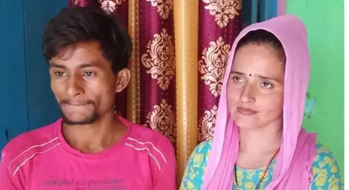 आखिरकार कठिन संघर्ष के बाद सीमा को मिला खुशहाल परिवार आखिरकार कठिन संघर्ष के बाद सीमा को मिला खुशहाल परिवार