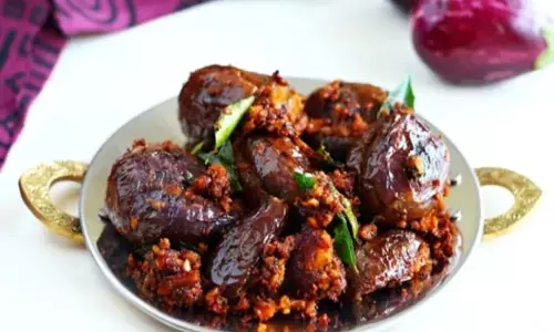 भरवां बैंगन रेसिपी: स्वाद के डबल डोज के लिए ट्राई करें ये अनोखी डिश