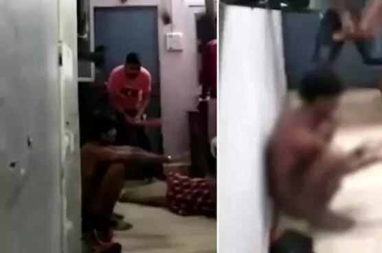 मध्य प्रदेश में चोरी के आरोप में व्यक्ति को नग्न कर पाइप से गया पीटा मध्य प्रदेश में चोरी के आरोप में व्यक्ति को नग्न कर पाइप से गया पीटा
