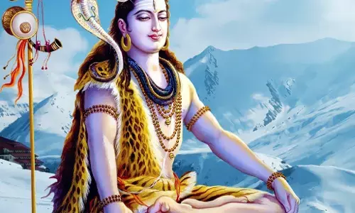 श्रावण मास में कई वर्षों के बाद इस वर्ष दुर्लभ संयोग बना है श्रावण मास में कई वर्षों के बाद इस वर्ष दुर्लभ संयोग बना है
