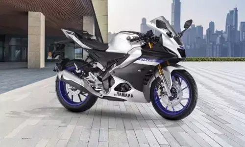 यामाहा R15 V4: सिर्फ 5000 रुपये में पाएं ये बाइक!