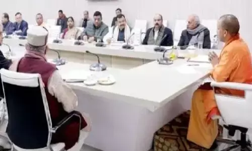 भारी बारिश का जायजा लेने के लिए सीएम योगी आदित्यनाथ ने की बैठक