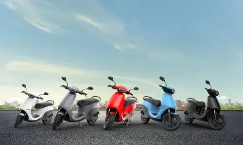 ओला एस1 एयर एक बार चार्ज करने पर चलती है 87 किमी; जानें कीमत और अन्य मुख्य विवरण