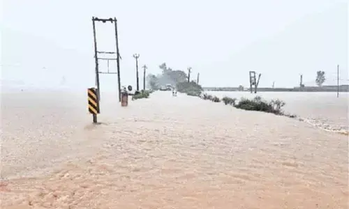 गर्मी से राहत नहीं, आफत बन रही है मॉनसून की बारिश, वजह है जलवायु परिवर्तन गर्मी से राहत नहीं, आफत बन रही है मॉनसून की बारिश, वजह है जलवायु परिवर्तन