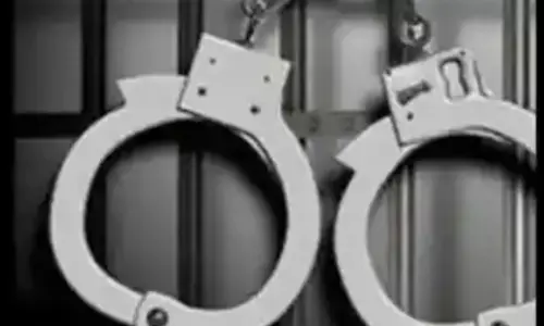 गाजियाबाद:पाकिस्तान की संदिग्ध महिला को संवेदनशील जानकारी मुहैया कराने के आरोप में व्यक्ति किया गया गिरफ्तार