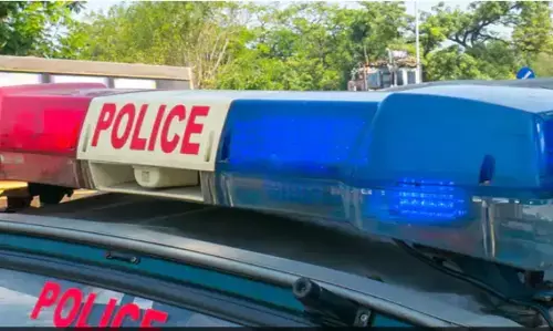 महिला लापता, एटा पुलिस ने पिता और भाई को किया गिरफ्तार