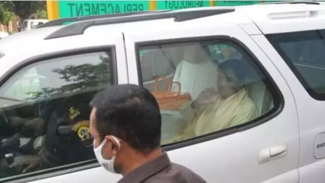 बसपा सुप्रीमो मायावती अचानक पहुंची नोएडा के इंडो गल्फ अस्पताल, जानिए किसे देखने पहुंची अस्पताल बसपा सुप्रीमो मायावती अचानक पहुंची नोएडा के इंडो गल्फ अस्पताल, जानिए किसे देखने पहुंची अस्पताल