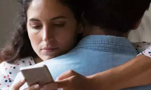 दिल्ली में शख्स को पत्नी के पड़ोसी के साथ अफेयर के बारे में पता चलने पर दोनों की कर दी हत्या चला दिल्ली में शख्स को पत्नी के पड़ोसी के साथ अफेयर के बारे में पता चलने पर दोनों की कर दी हत्या चला