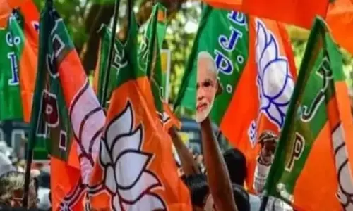 बिहार: बीजेपी कार्यकर्ता की मौत की जांच के लिए बीजेपी ने बनाई 4 सदस्यीय कमेटी बिहार: बीजेपी कार्यकर्ता की मौत की जांच के लिए बीजेपी ने बनाई 4 सदस्यीय कमेटी